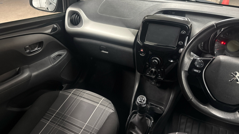 Peugeot 108 1.2 PureTech Allure 5dr Petrol Hatchback